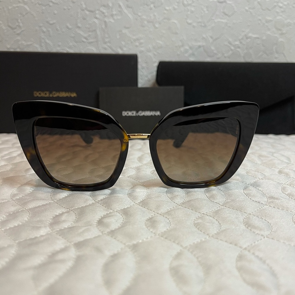 ❌SOLD❌ Dolce & Gabbana Sunglasses